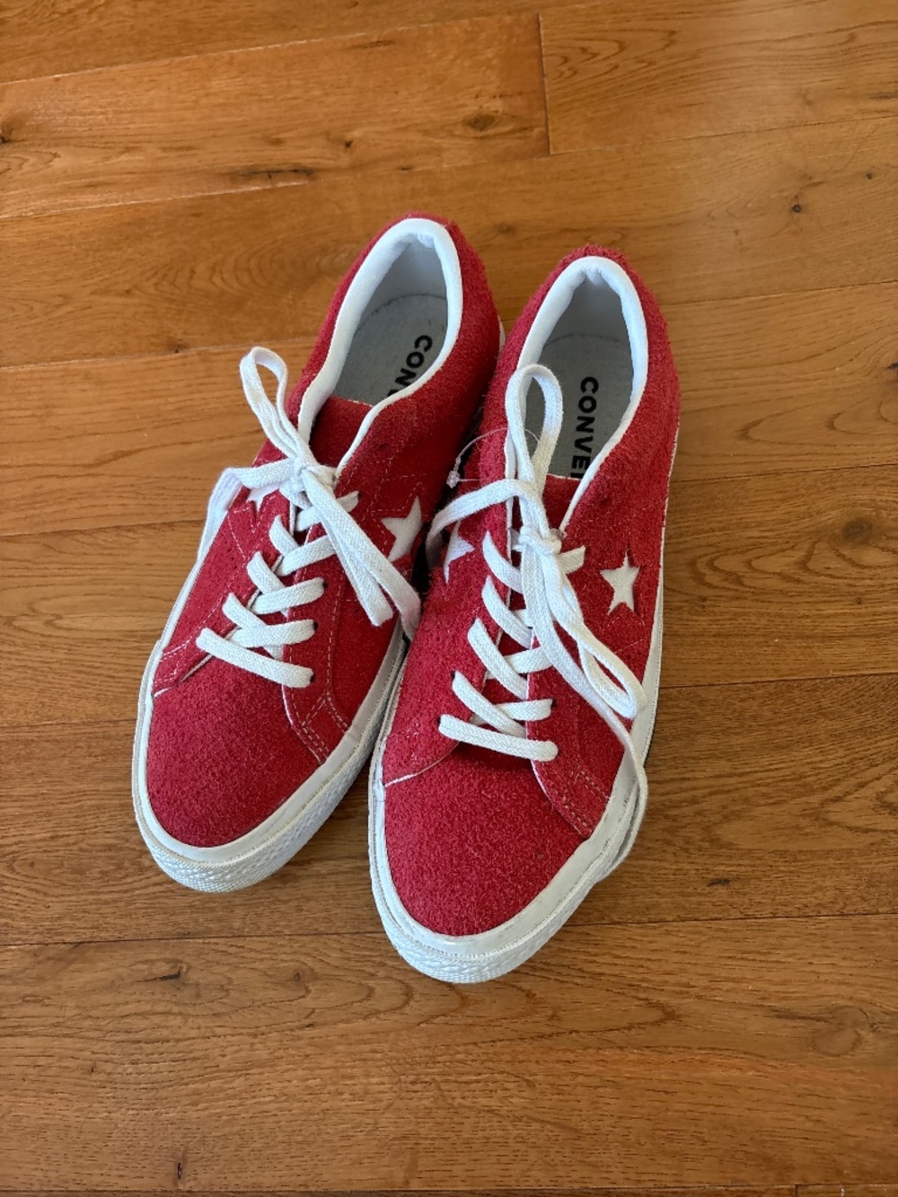 Converse One Star Ox low-top sneakers in a Red Suede color way Men’s 6 Women’s 8